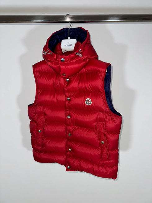 Moncler Billecart gilet size 3 red
