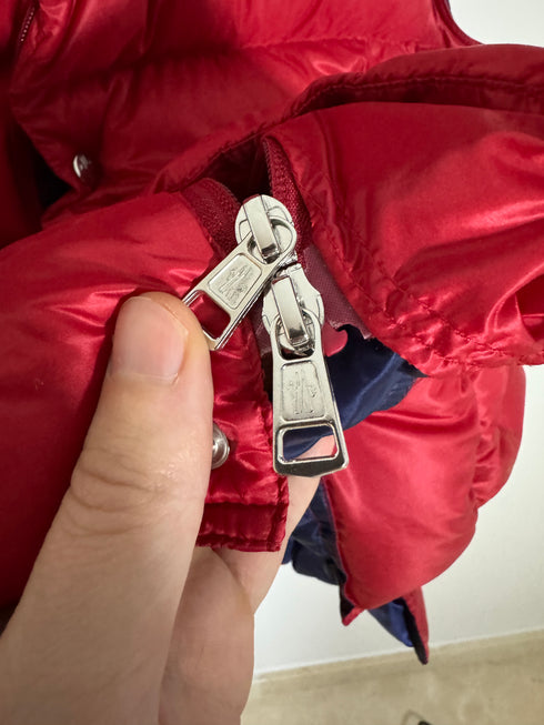 Moncler Billecart gilet size 3 red