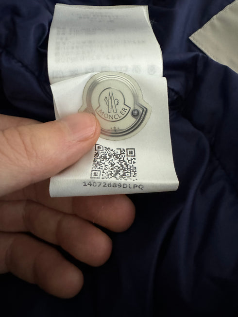 Moncler Billecart gilet size 3 red