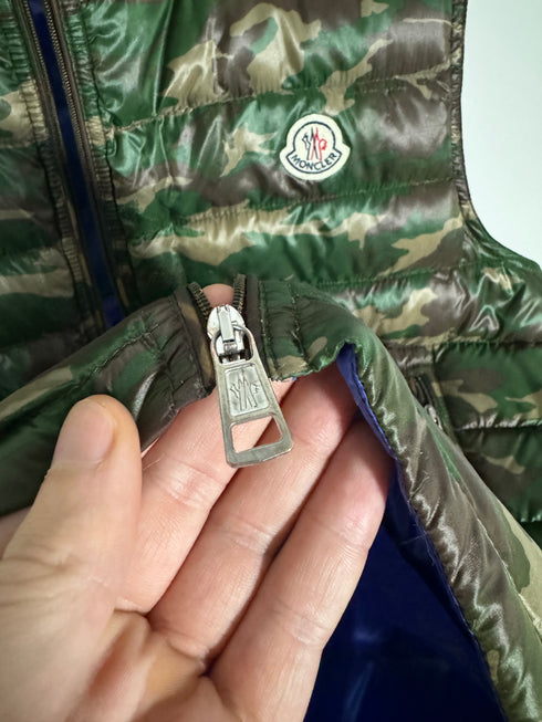 Moncler Patrick Gilet size 4 camo green