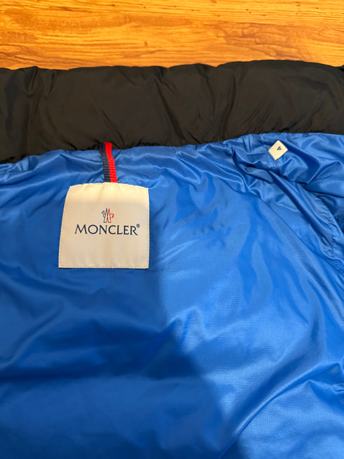Moncler Ophrys Gilet Size 4 Blue