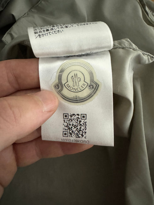 Moncler Jeanluc jacket size 2 grey