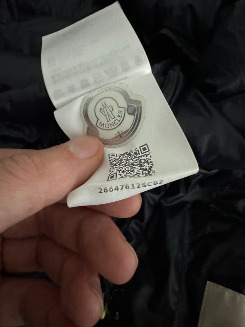 Moncler Acorus Jacket Size 4 Navy Blue