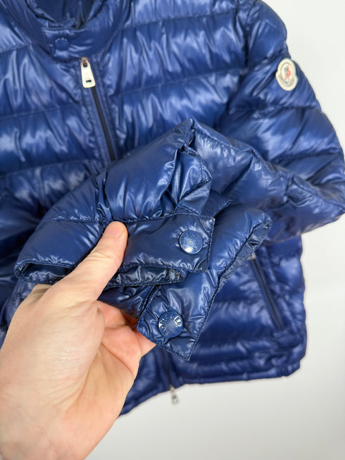 Moncler Acorus Jacket Size 2 Navy Blue