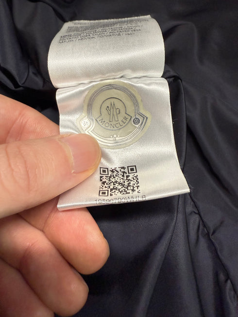 Moncler Jeanclaude Jacket Size 2 Navy Blue