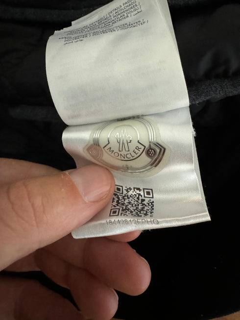Moncler Maglia Hooded Gilet Size L (fits M) Dark Grey