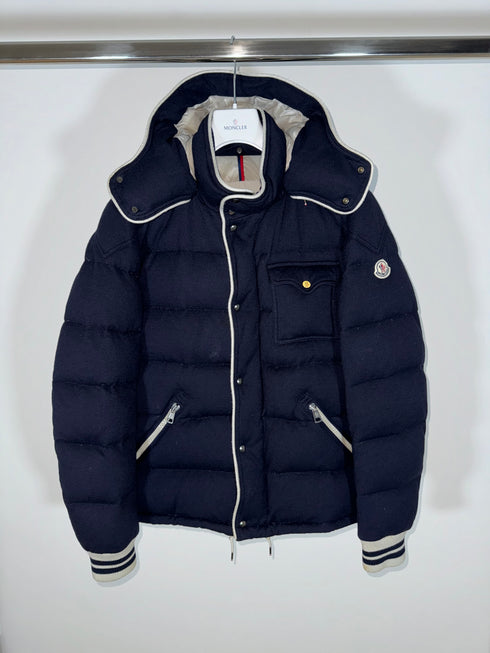Moncler Bresle Jacket Size 4 Navy Blue
