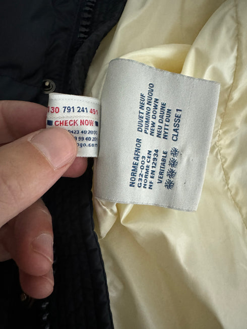 Moncler Chamonix Jacket Size 3 Navy Blue