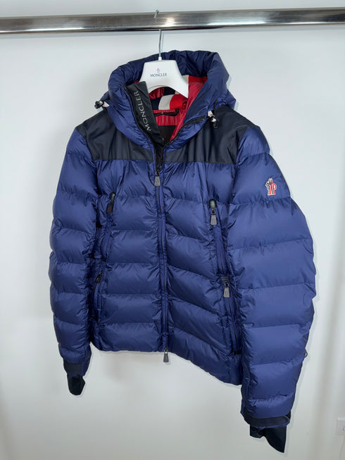Moncler Camurac Jacket Size 4 Blue