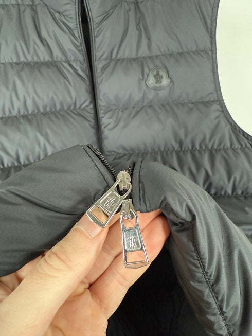 Moncler Treompan Gilet Size 4 Anthracite