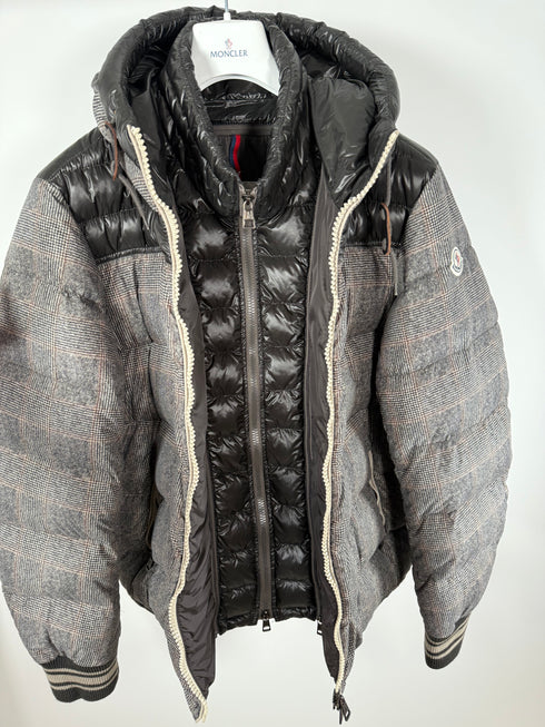 Moncler Eusebe Jacket - Size 5 (XL) - Black