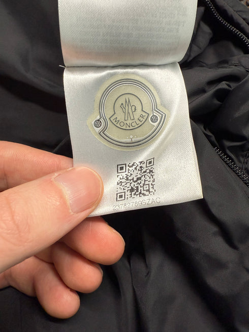 Moncler Morandieres Jacket Size 3 Black